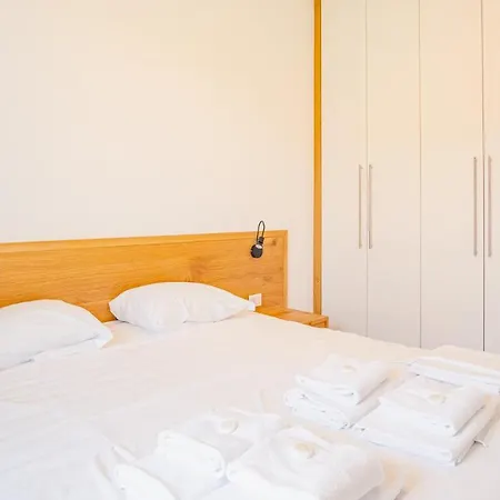 Apartment Il Vento Del Nord - Italian Homing *